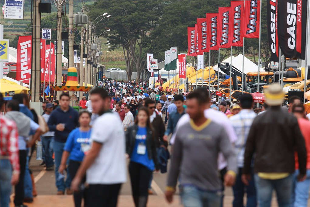 Inovações na área de irrigação despertam interesse dos visitantes